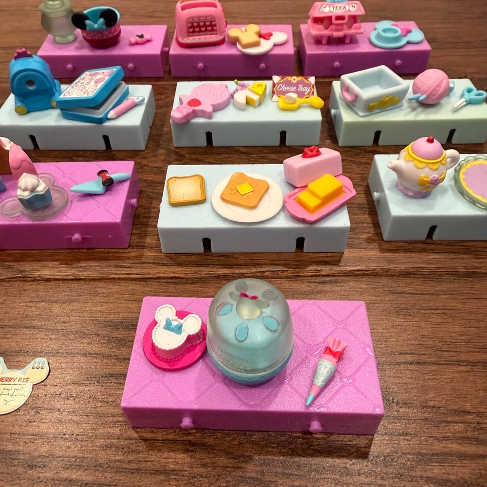 Disney Princess Shopkins Happy Places Kitchen Surprise Minnie Mouse Bundle Lot